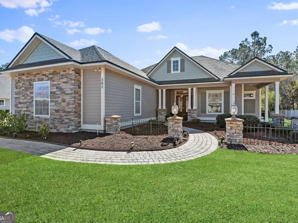202 Nutgall Dr, Saint Marys, GA 31558