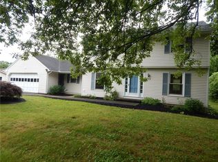 375 Embury Rd, Rochester, NY 14625
