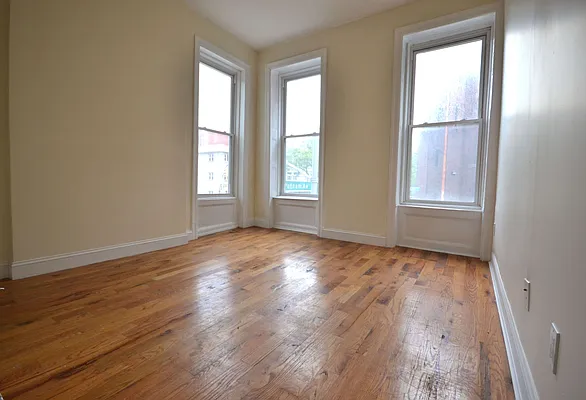 Rented by Bold New York | media 4