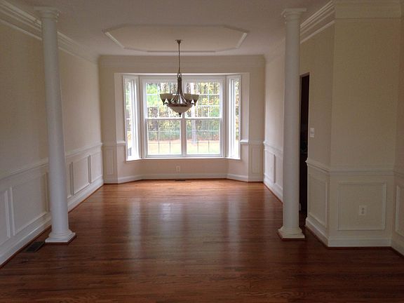 Family/Great Room (view 2)