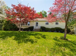 5 Daisy Ln, Wappingers Falls, NY 12590