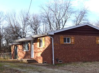 727 N Hillcrest Ave, Springfield, MO 65803