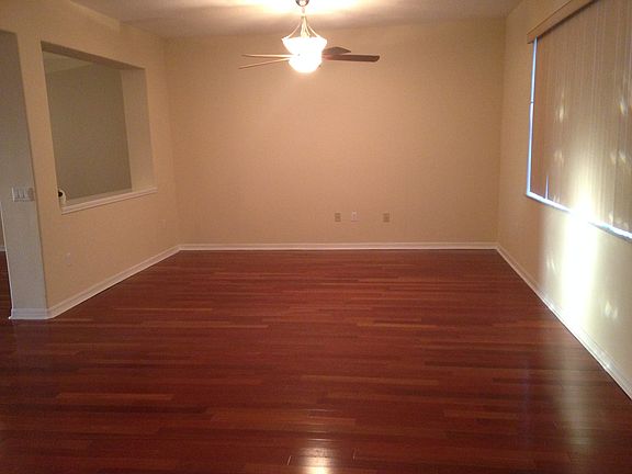 4th image of 10709 Boyette Creek Blvd