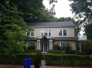 19 Adams St, Brookline, MA 02446
