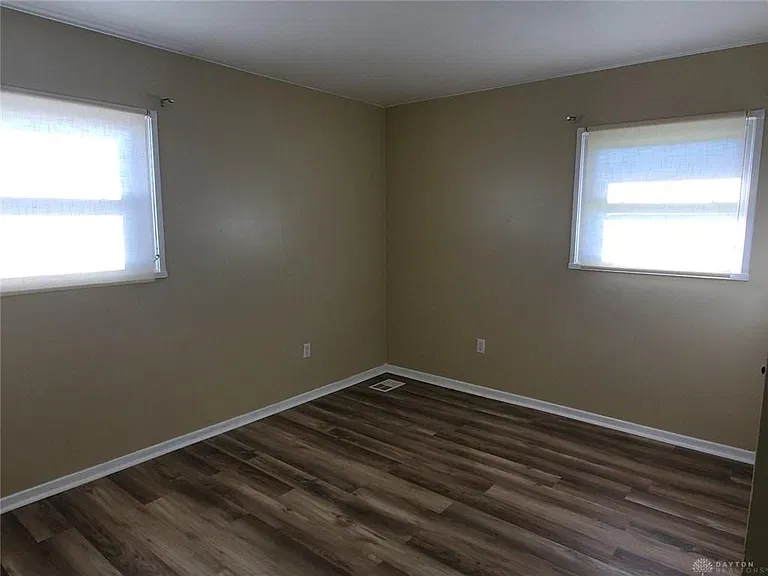 1265 Reid Ave — Photo 5