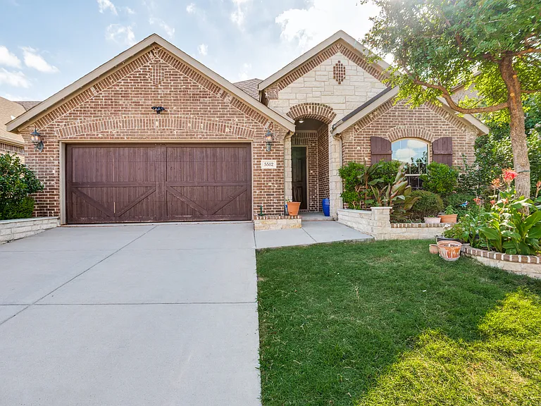 5512 Magnum Way — Photo 1