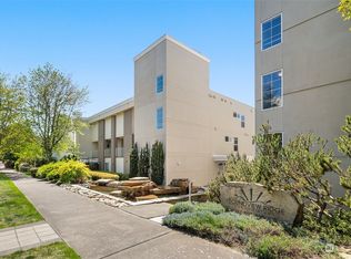 4527 45th Ave SW APT 302S, Seattle, WA 98116