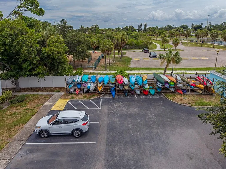 222 Pompano Dr SE #H — Photo 47