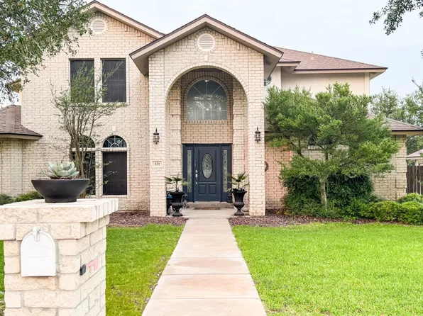 121 Covey Ridge Dr, Del Rio, TX 78840