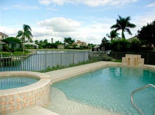525 Taylor Ct, Marco Island, FL 34145