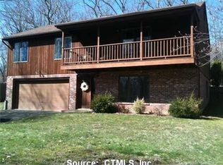 68 S Hoop Pole Rd, Guilford, CT 06437