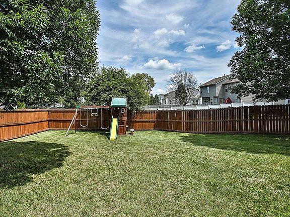 5th image of 3336 Summer Glen Dr