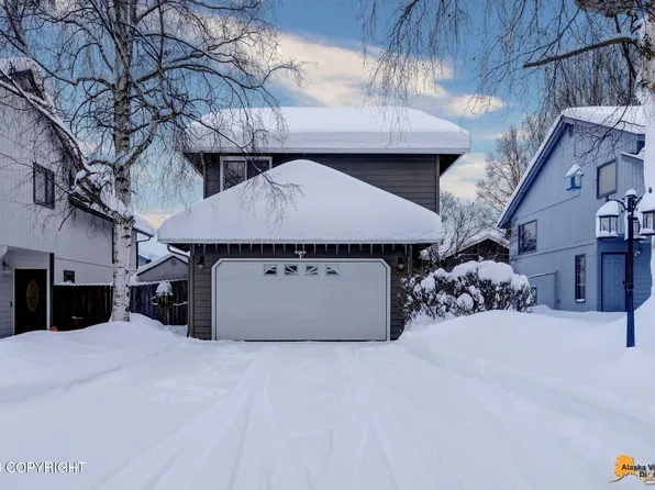 7471 Clairborne Cir, Anchorage, AK 99502