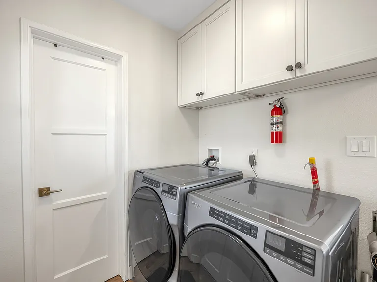 3716 W 111th St — Photo 24