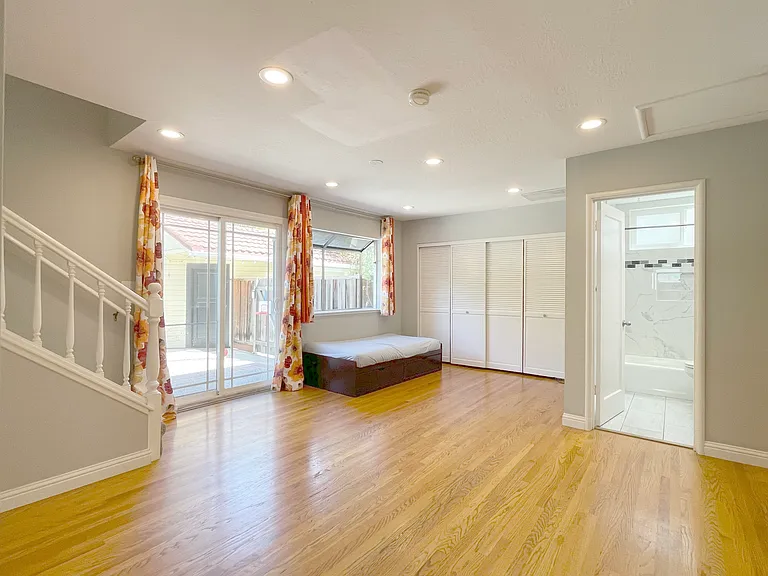 933 Sunlite Dr — Photo 6