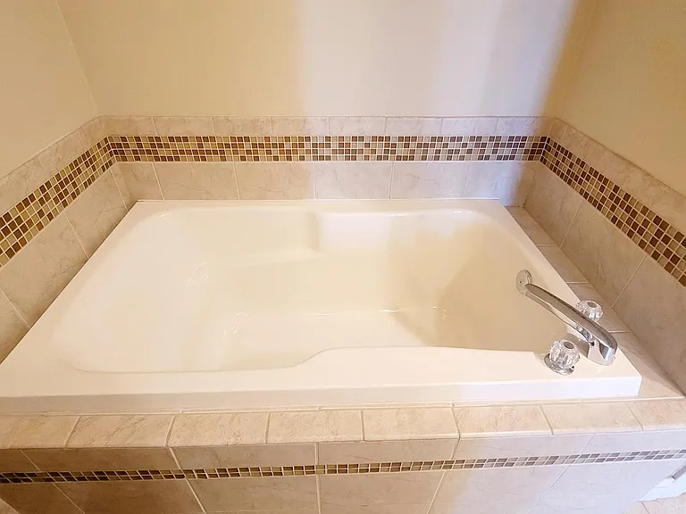 1333 W Broad St #514 — Photo 8