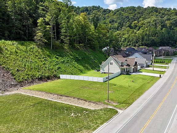 4th image of 699 Cedar Creek Rd