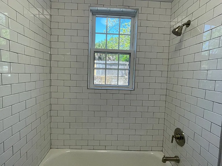 418 E Virginia St #A — Photo 12