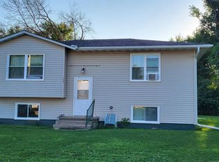 117 S Walnut St, Wilton, IA 52778