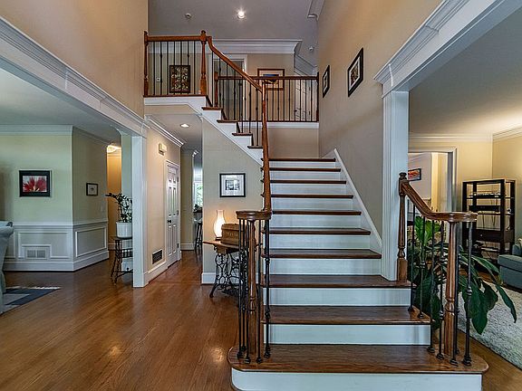 5th image of 3905 Winters Hill Dr