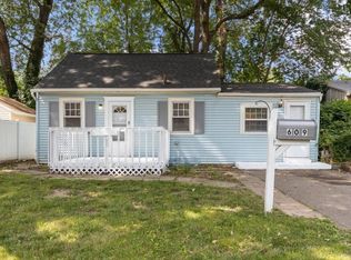 609 Lincoln Ave, Lansing, MI 48910