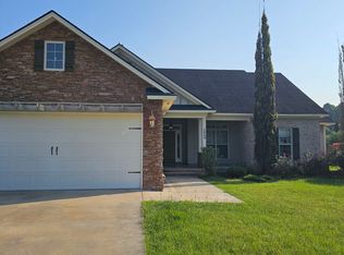 5049 Carlton Ridge Cir, Hahira, GA 31632