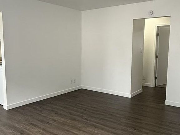 3rd image of 630 Franklin Ave APT 12