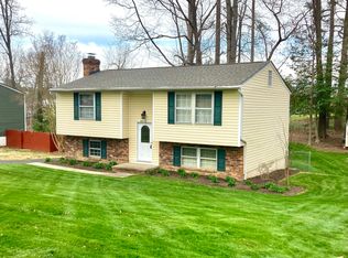 3913 Woodfield Rd, North Chesterfield, VA 23234