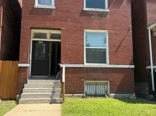 4343 Arco Ave, Saint Louis, MO 63110