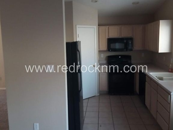 4th image of 6028 Maddux Pl NW