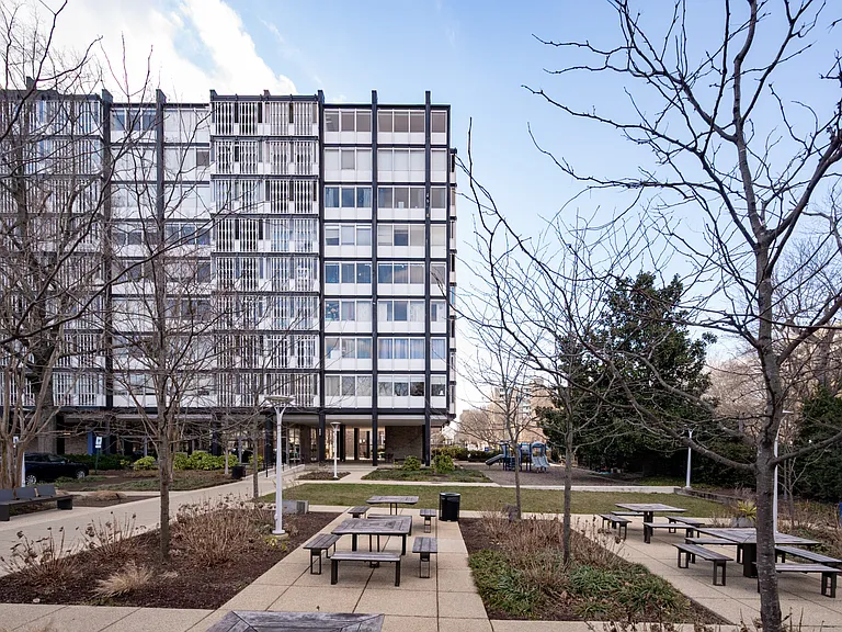 1311 Delaware Ave SW #231 — Photo 47