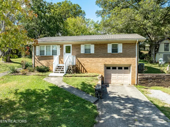 1809 Westside Park Dr, Maryville, TN 37801