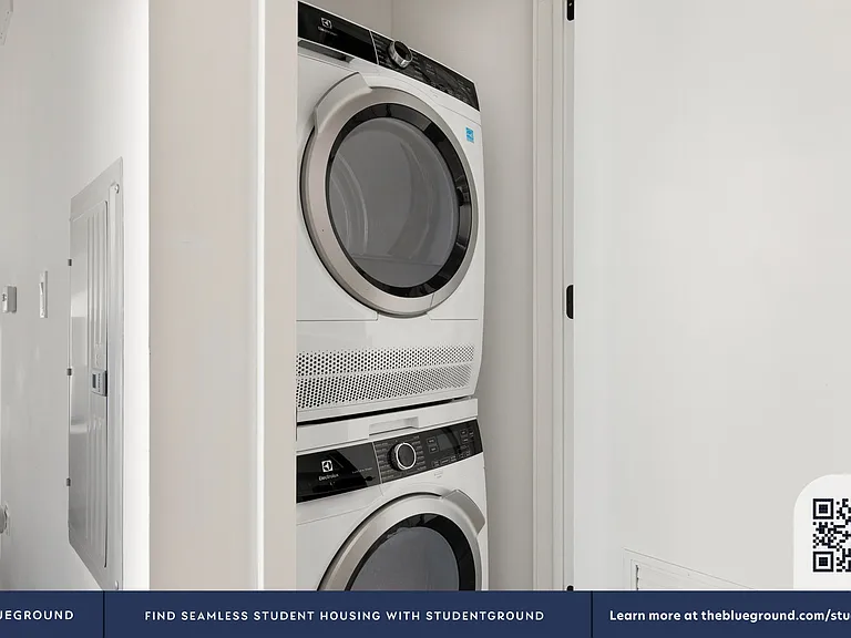 Washer/Dryer in Apartment