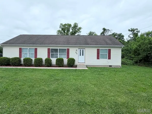 222 Judith Ln, Cahokia, IL 62206