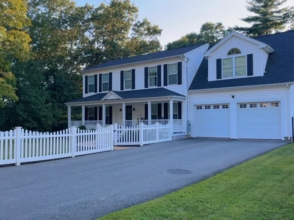 41 3rd Ave, Bellingham, MA 02019