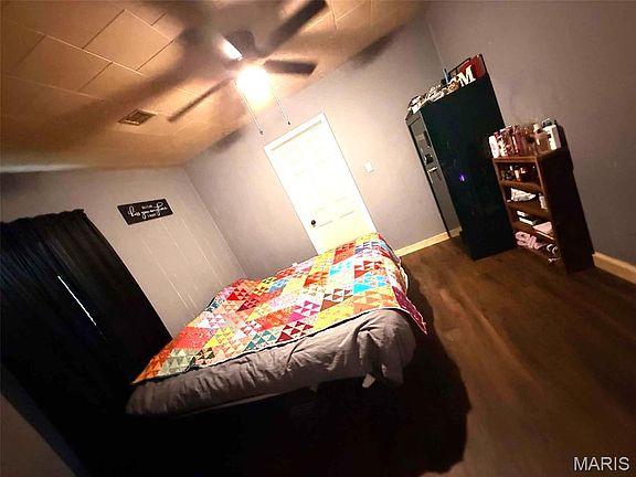 4th image of 606 Park St