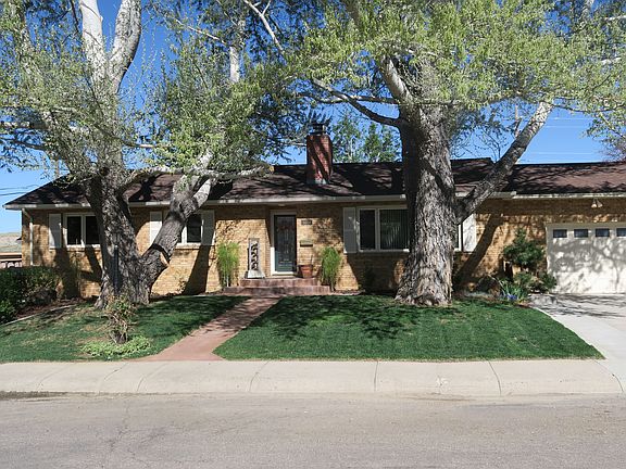2nd image of 3009 Aspen Dr