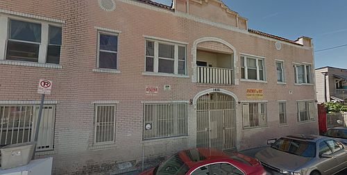 1st image of 1416 W 10th Pl
