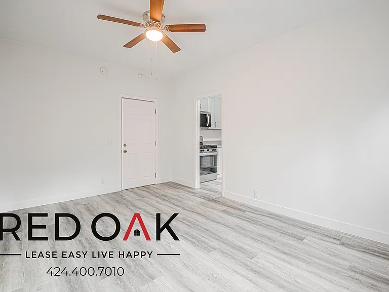 147 S Normandie Ave #304 — Photo 2
