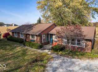 5245 W Thralls Ave, West Terre Haute, IN 47885