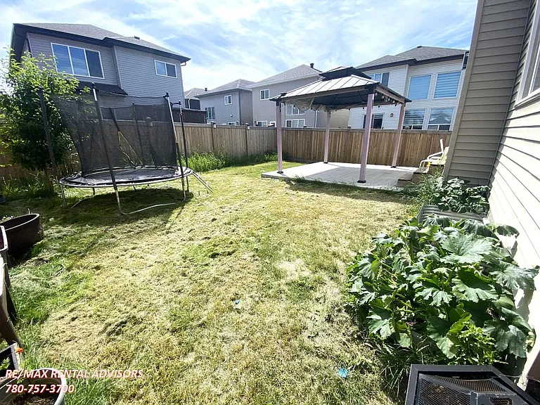 2443 15th Ave NW #UPPER — Photo 34