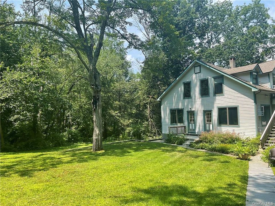 1st image of 22 Hall Ave