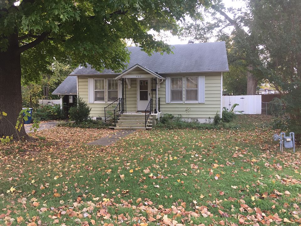 2nd image of 425 SE C St