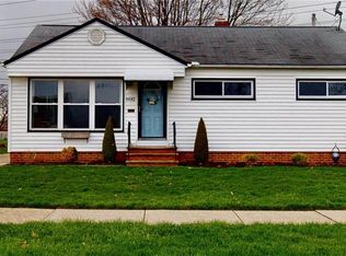 4642 Southwood Dr, Brooklyn, OH