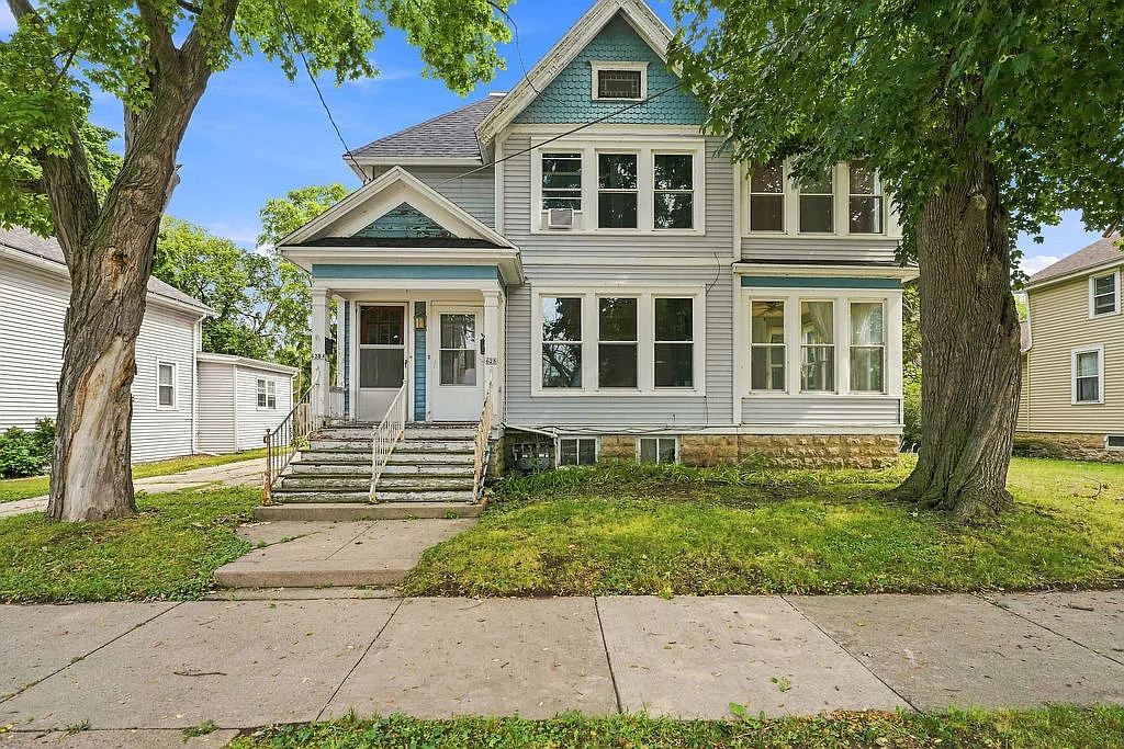 628 Jefferson - Lower — Photo 2