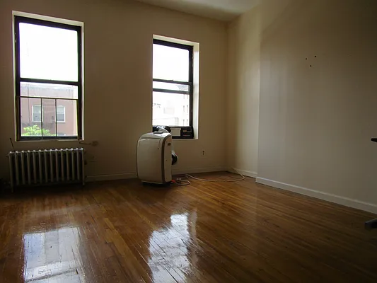 Rented by Mason Group LLC | media 30