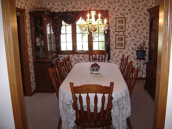 Formal dining room