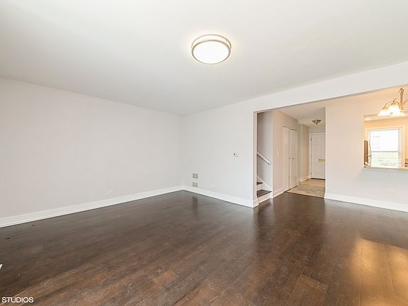 3rd image of 1841 Sessions Walk Unit 1841