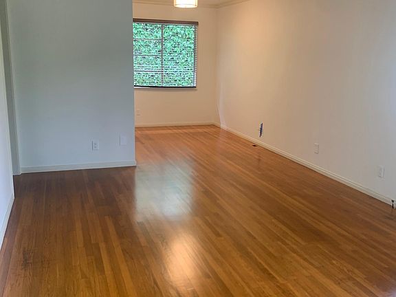 2nd image of 4502 Whitsett Ave #2