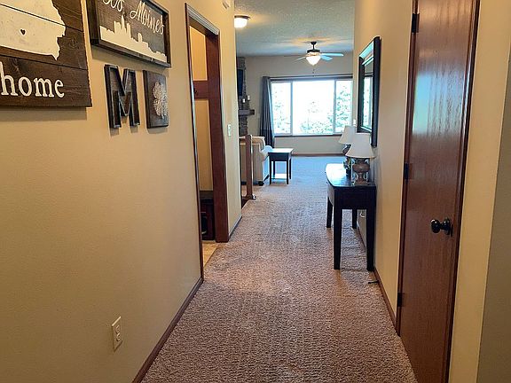 2nd image of 424 S 82nd St
